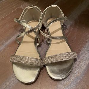 Size 8 David’s bridal sandals